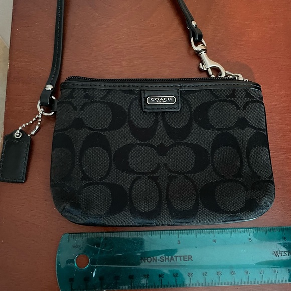 Coach wristlet - Picture 1 of 6